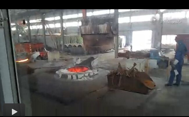 Video of intermediate frequency furnace smelting site