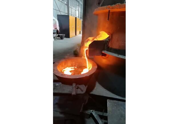 Live video of slag disposal site