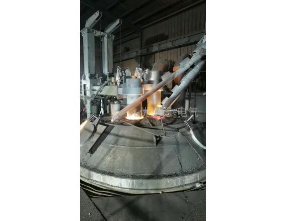 Video of electric arc furnace smelting site