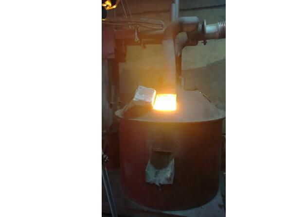 Video of electric arc furnace smelting site